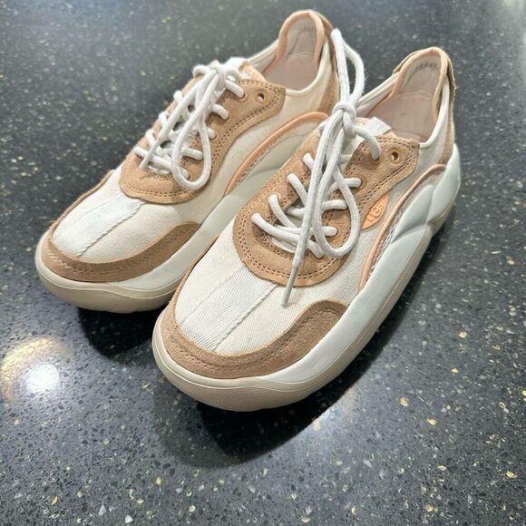 UGG La Cloud Low Sneakers | Chestnut & Lt Pink - Picture 2 of 9